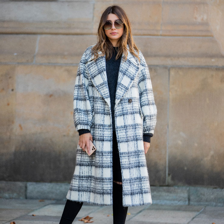 abrigo-de-cuadros-mujer-754ifg-1.jpg