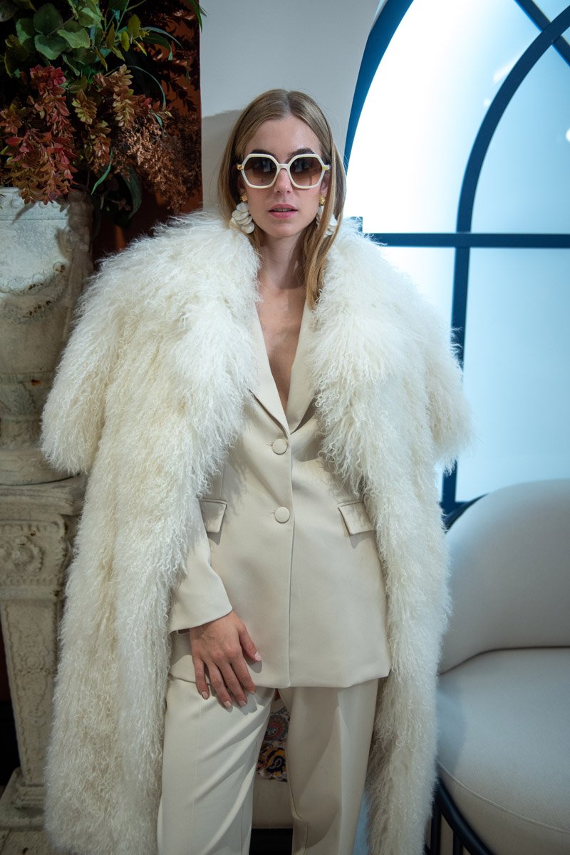 abrigo-pelo-blanco-174uhr-1.jpg