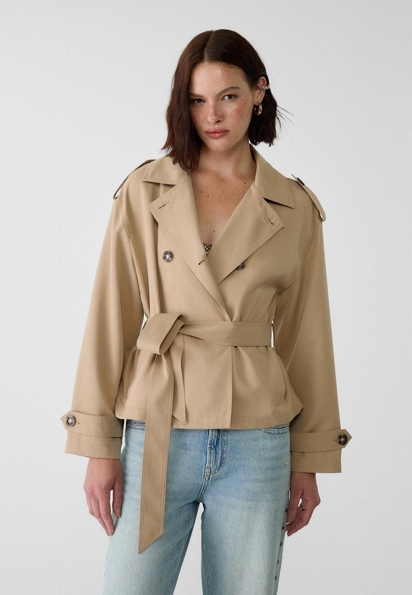gabardina-stradivarius-525iyx-1.jpg